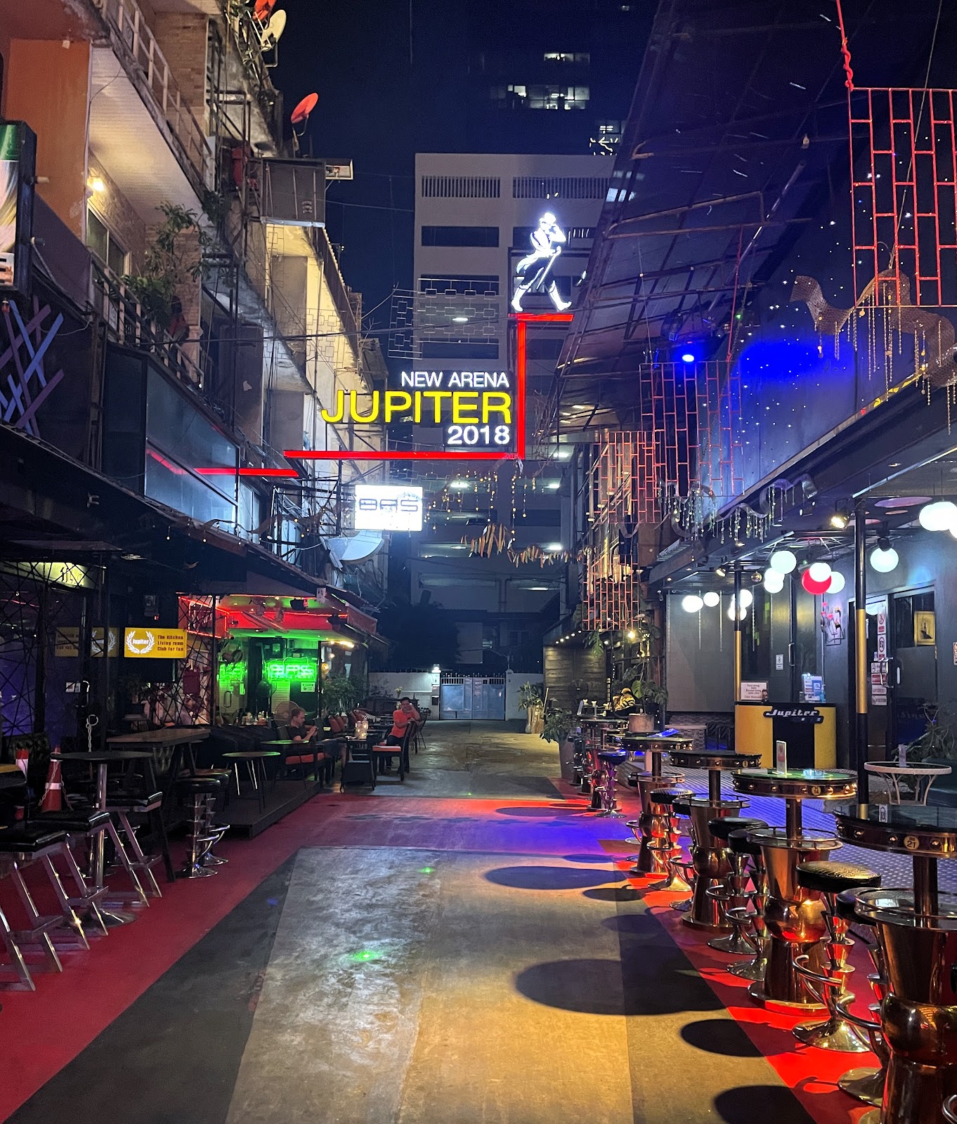 Stranger Bar Bang Rak, Bangkok room detail 3