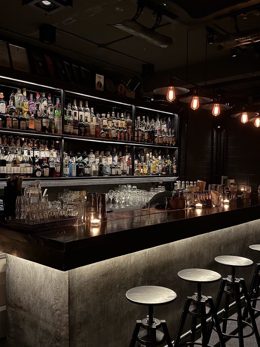The Locker Room bar service