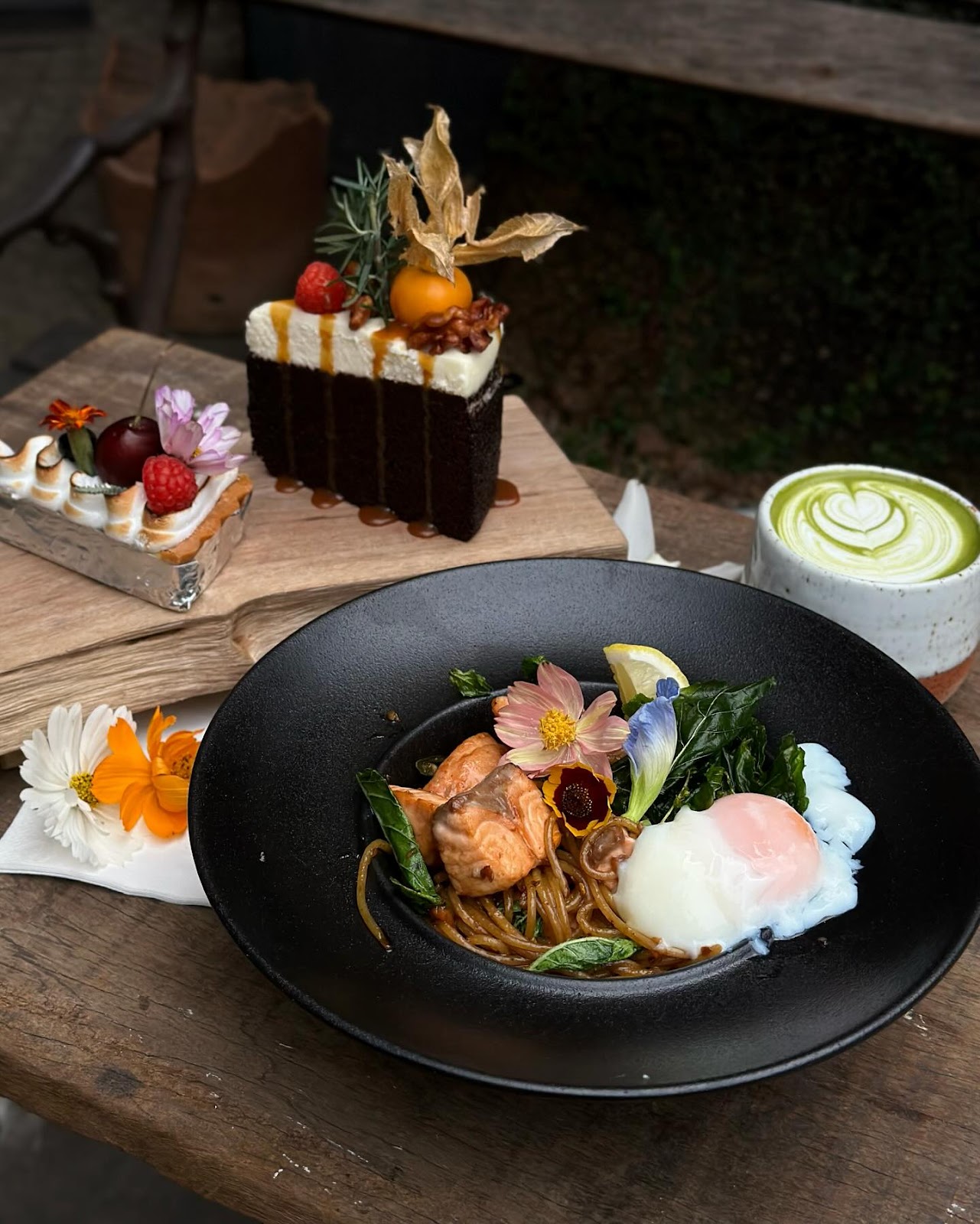 Wallflowers Café, Bangkok