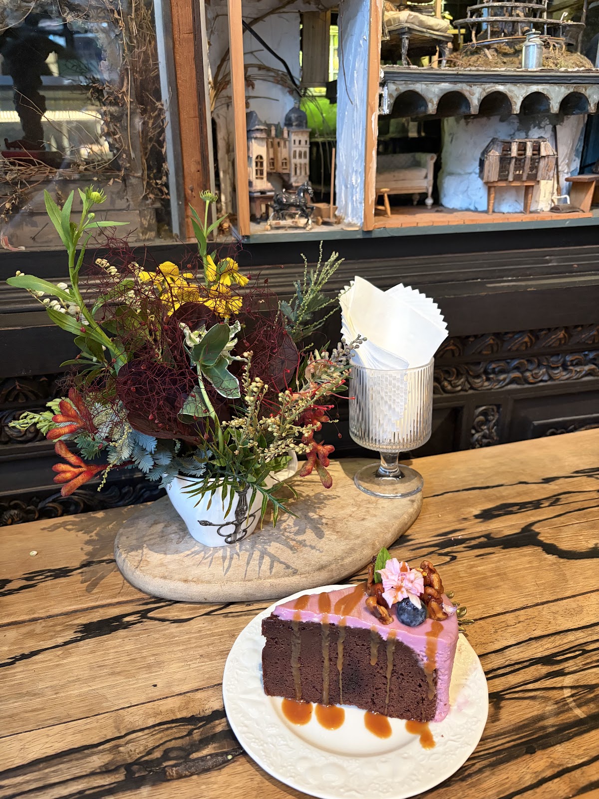 Wallflowers Café, Bangkok