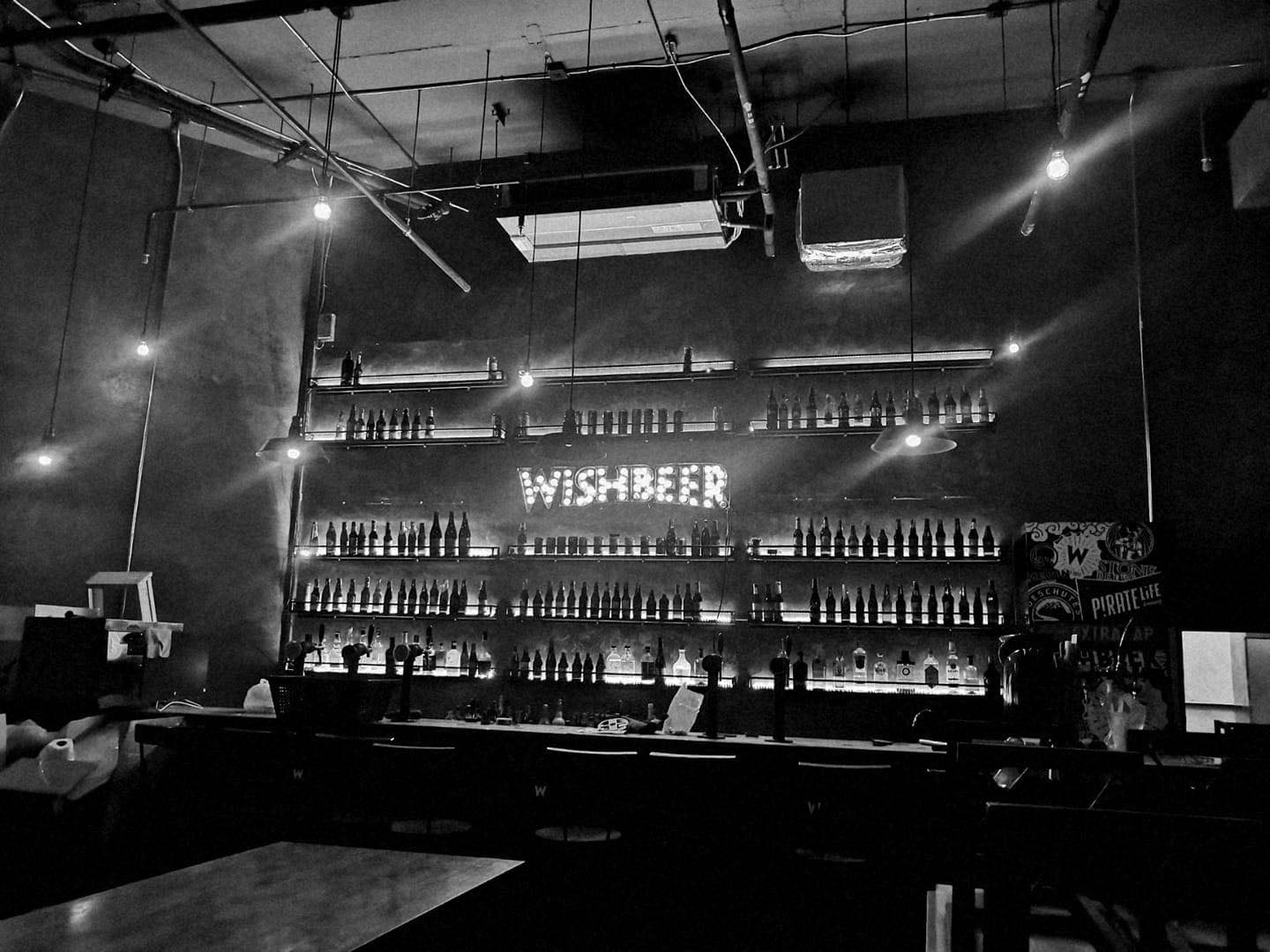 Wishbeer Home Bar Khlong Toei, Bangkok room detail 1