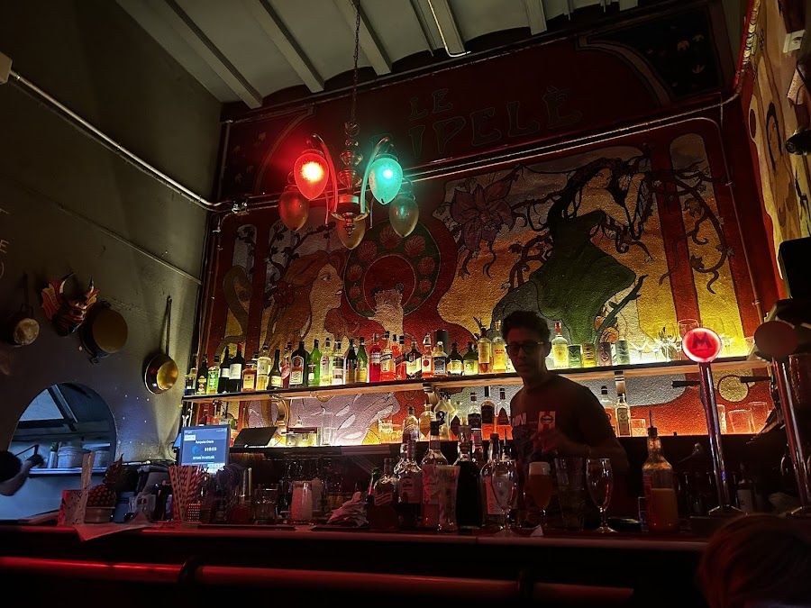 Rabipelao cocktail at the bar