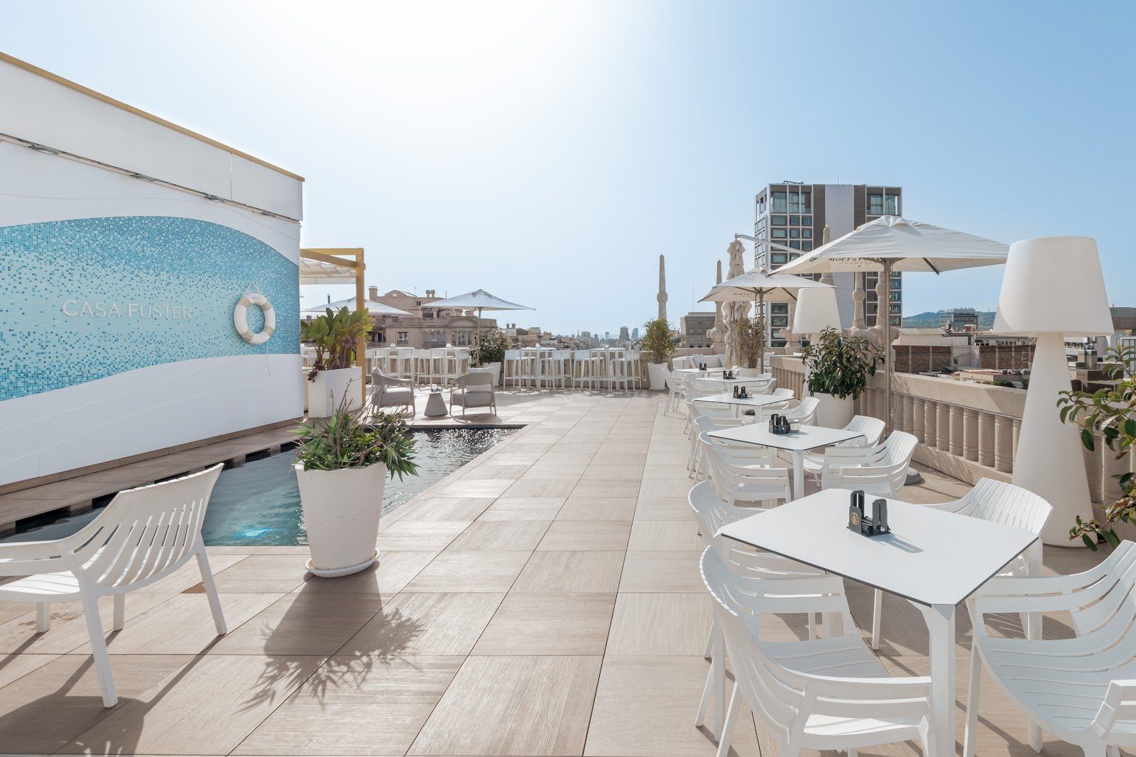 Sky Bar at Hotel Casa Fuster Barcelona bar interior