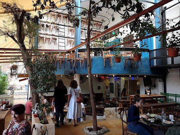 Bar Tartine Beirut