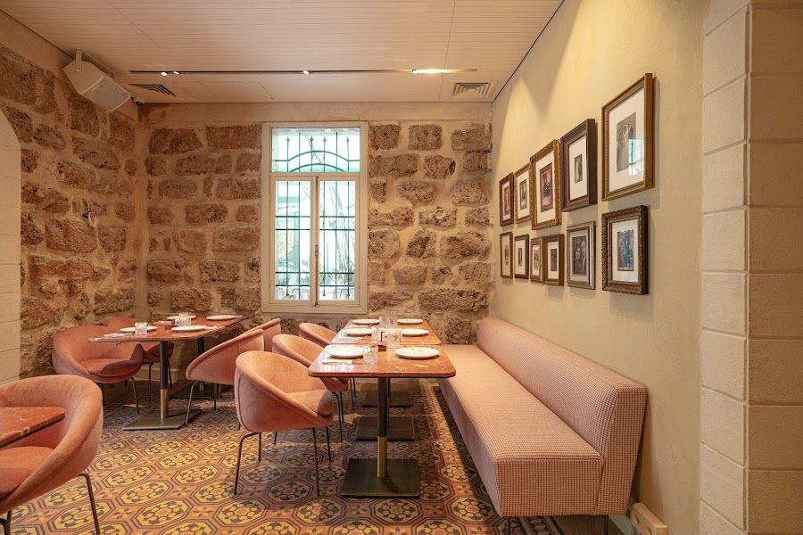 Mayrig Restaurant Bar Saifi Village atmosphere