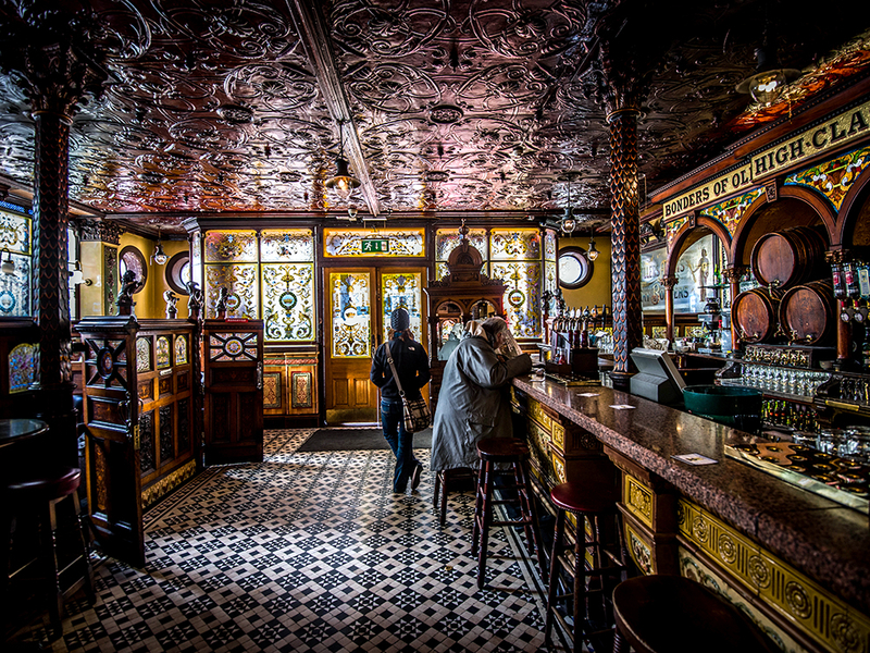 The Crown Liquor Saloon Belfast bar interior