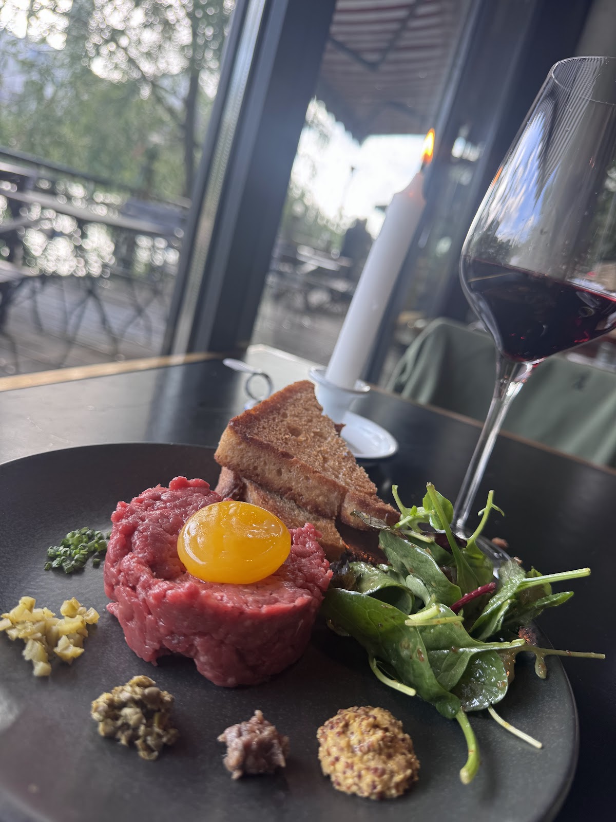 Katerschmaus, Berlin