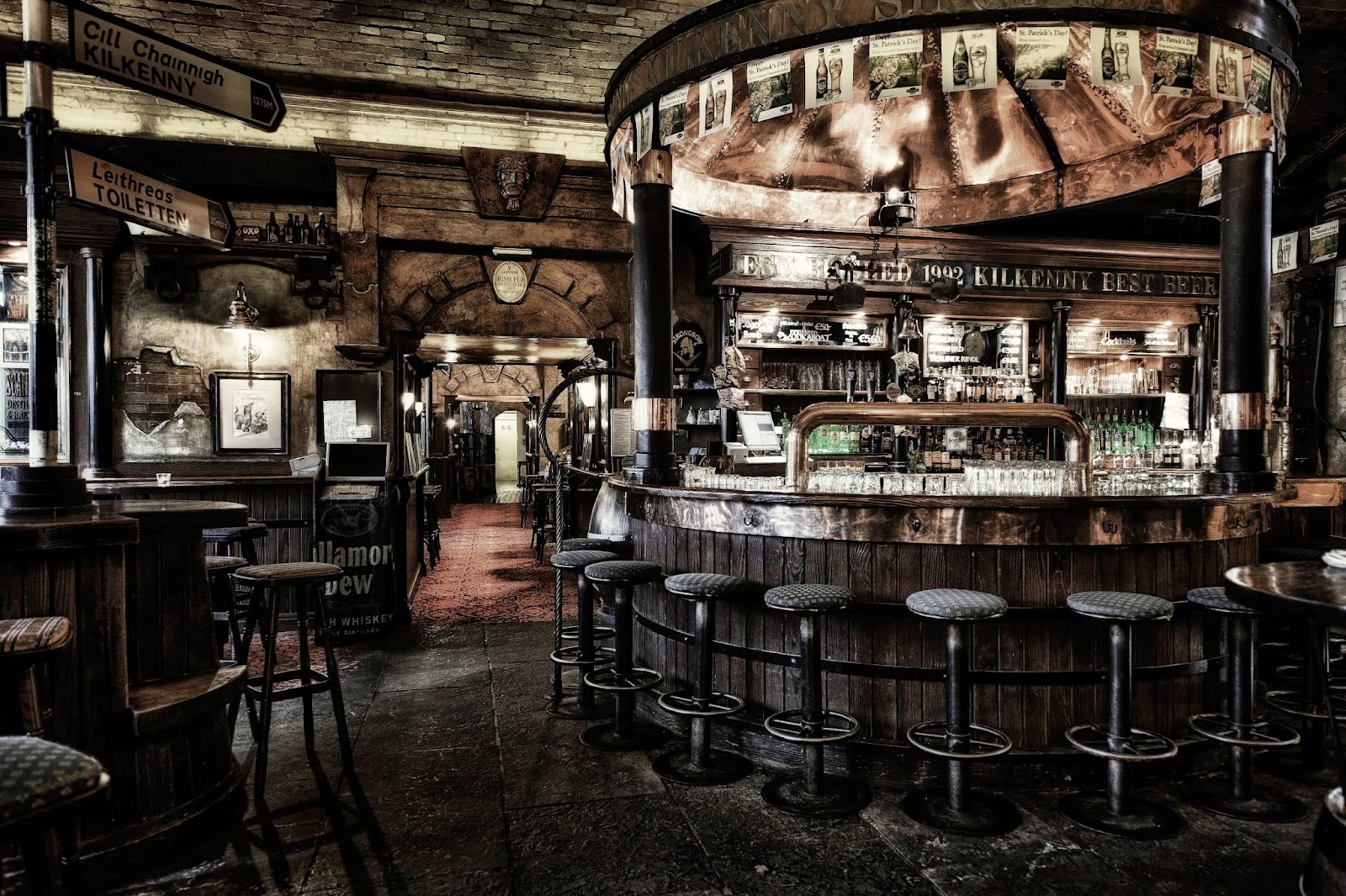 Kilkenny Irish Pub interior