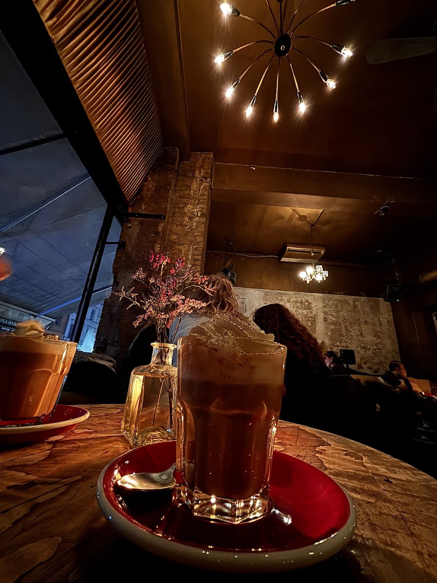 Luzia, Berlin