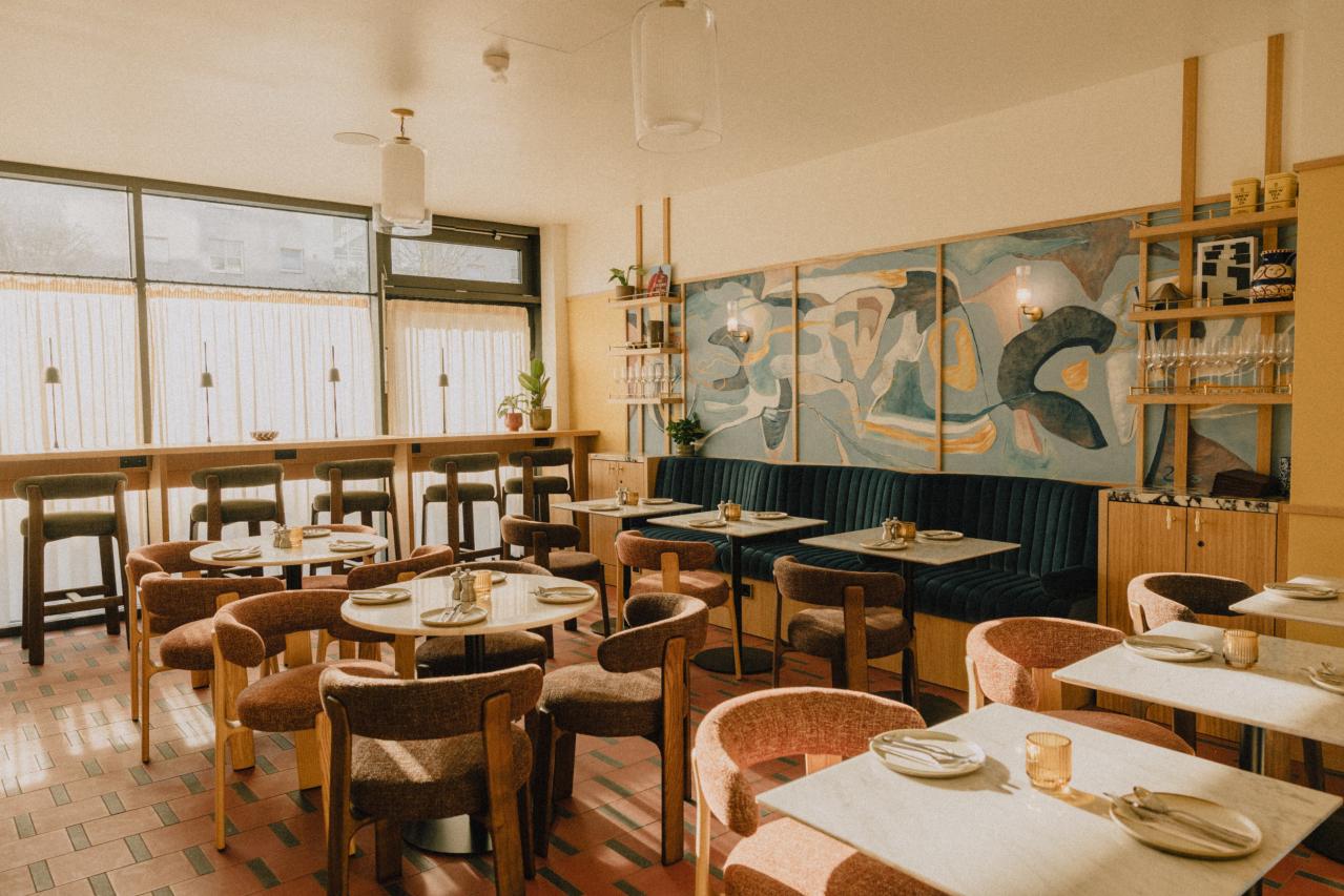 Oscar Wilde Berlin bar interior