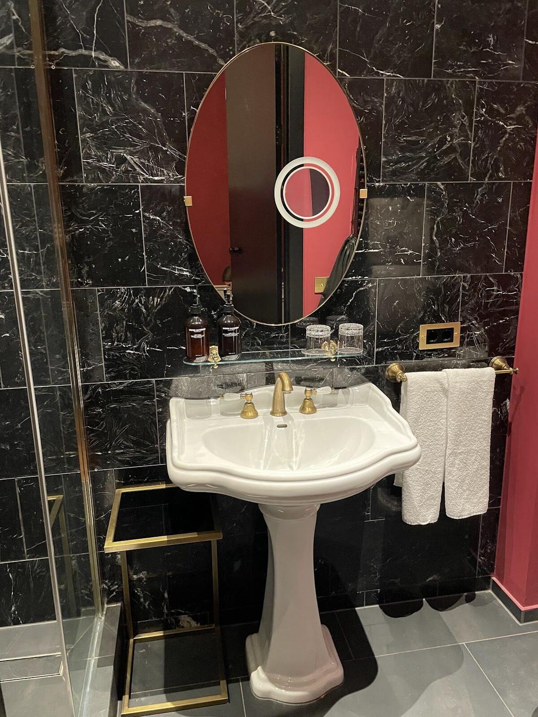 Provocateur, Berlin