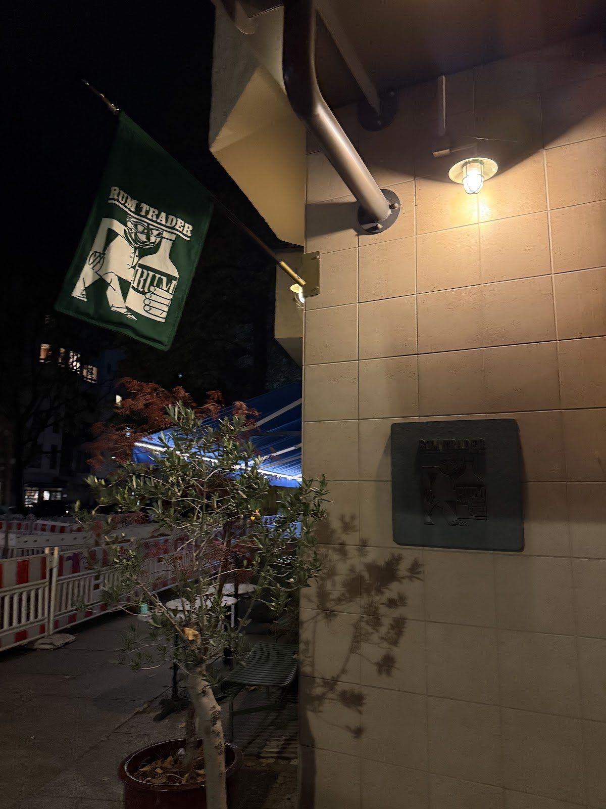Rum Trader, Berlin