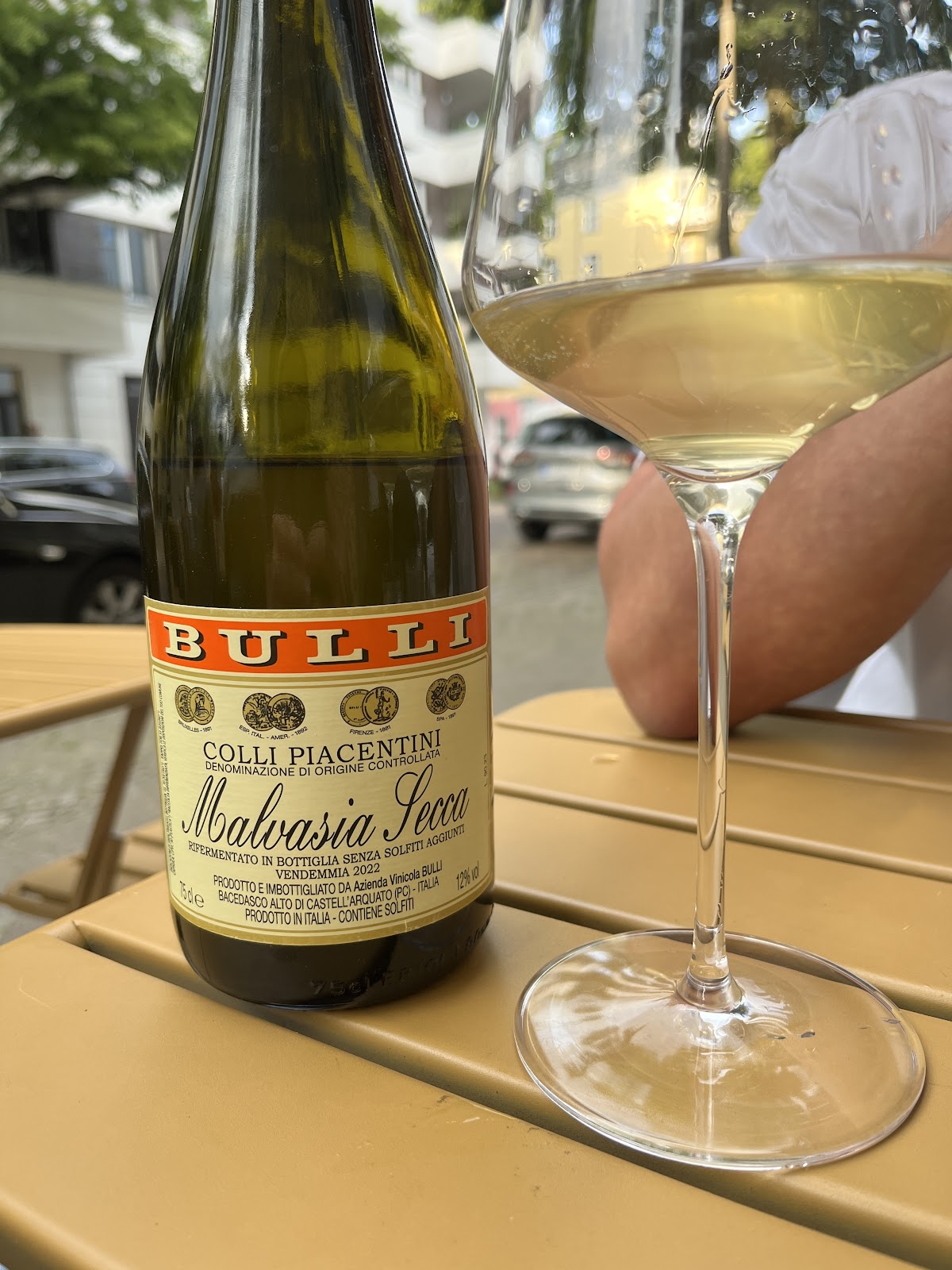 Weinbar pour