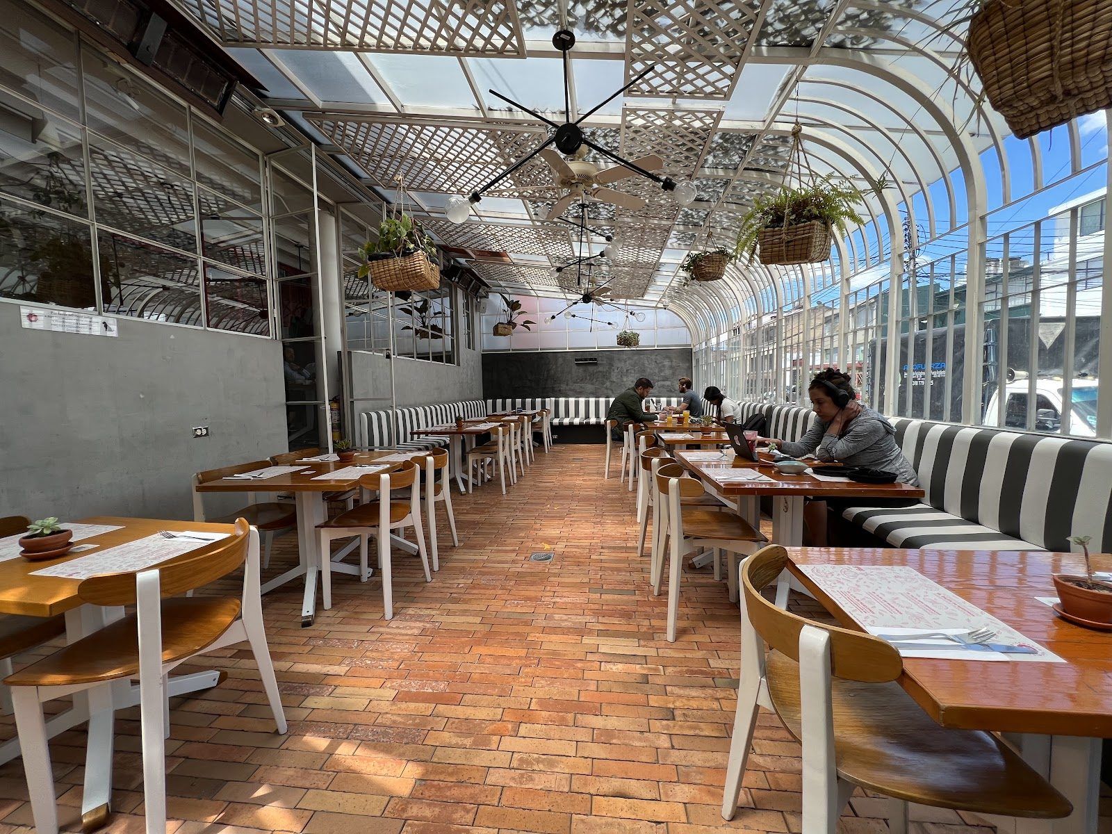 Canasto Bistro Bogota bar interior