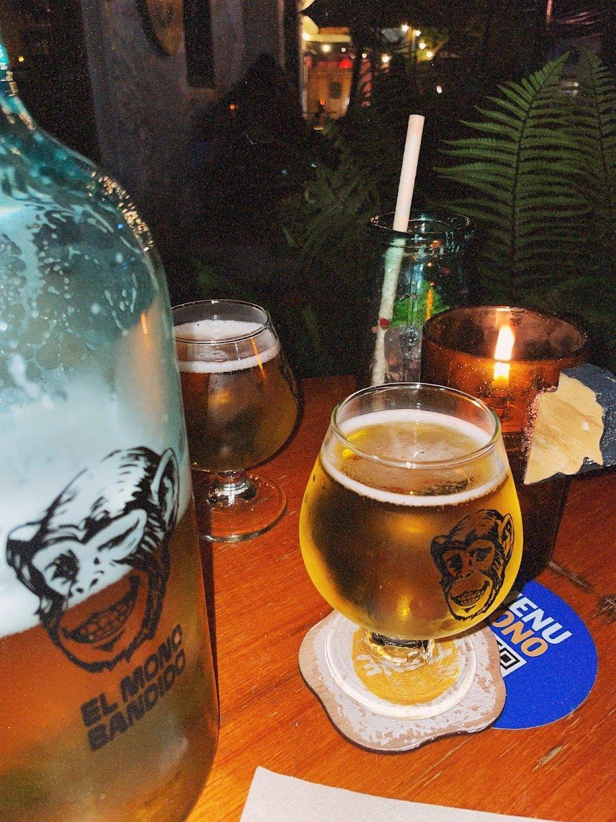 El Mono Bandido cocktail at the bar