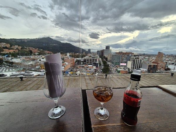 Statua Rota Brewery Bogota