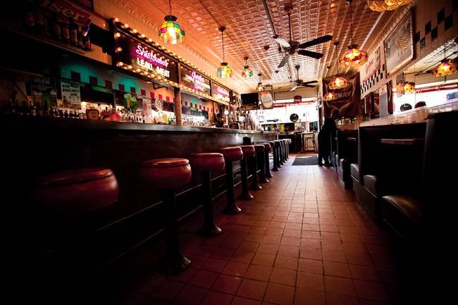 Charlie's Kitchen, Boston