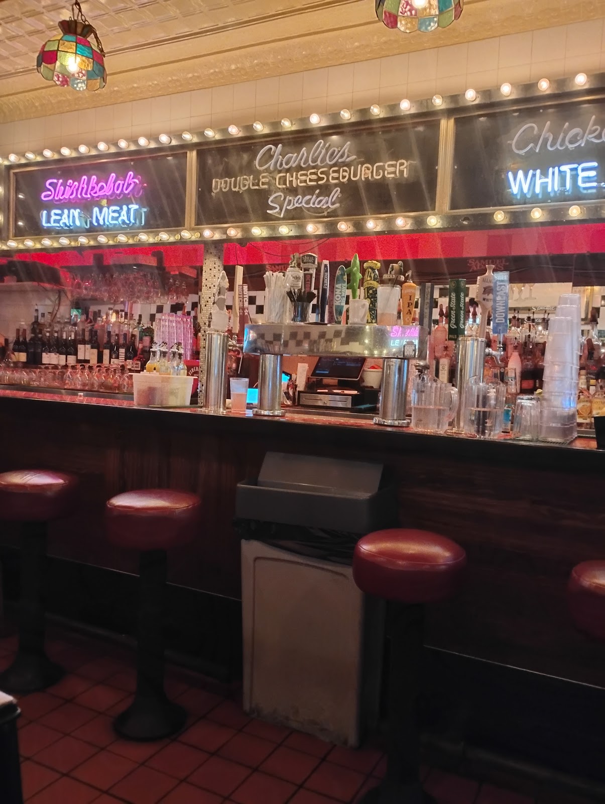 Charlie's Kitchen, Boston