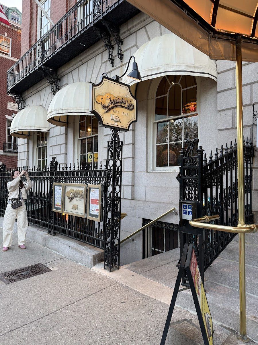Cheers Beacon Hill Boston interior