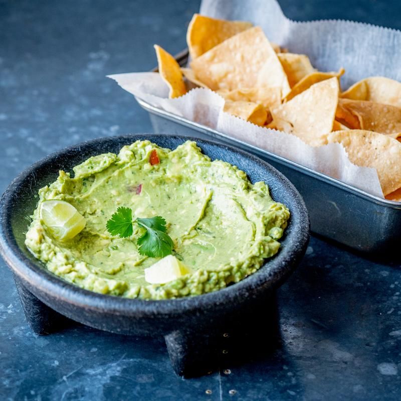 Deep Ellum bar service