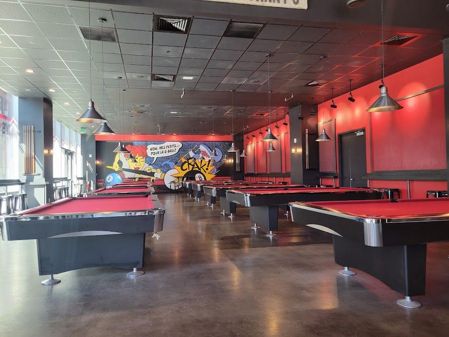 Flat Top Johnny's Boston interior