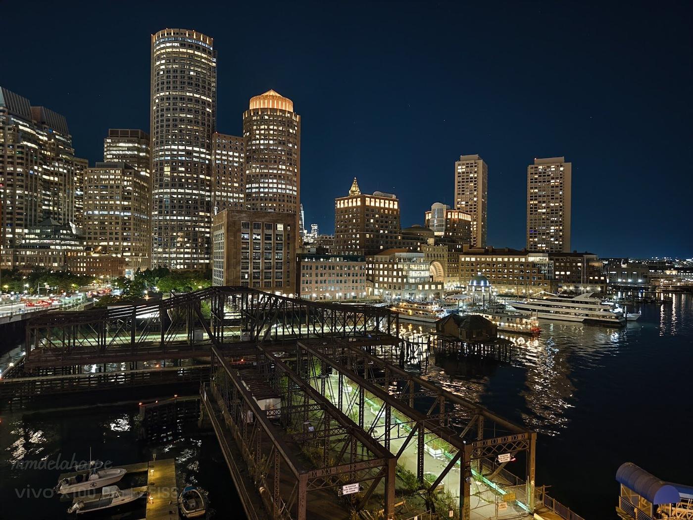 Lookout Rooftop, Boston