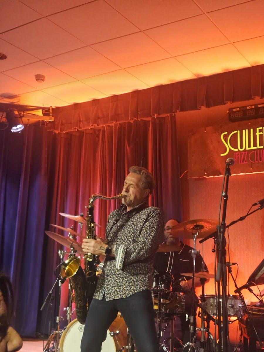Scullers Jazz Club cocktail at the bar
