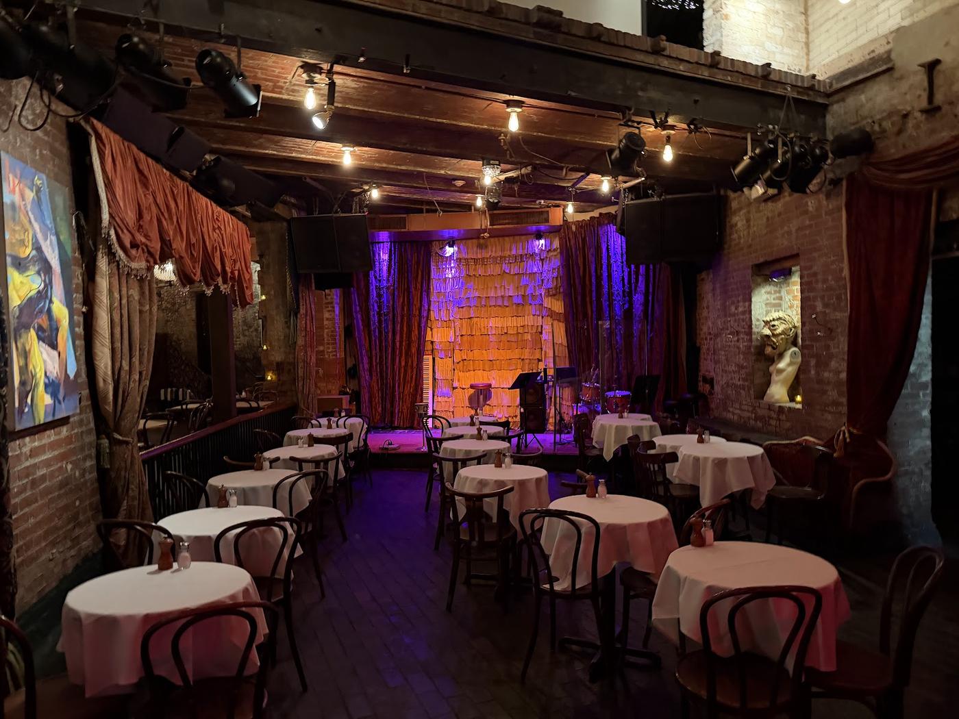 The Beehive, Boston