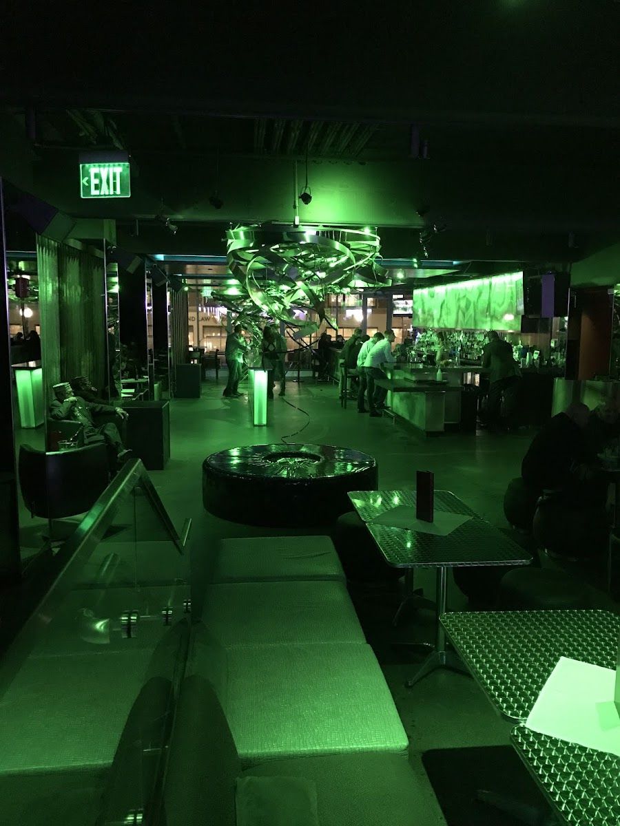 Emerald Lounge Beacon Hill atmosphere