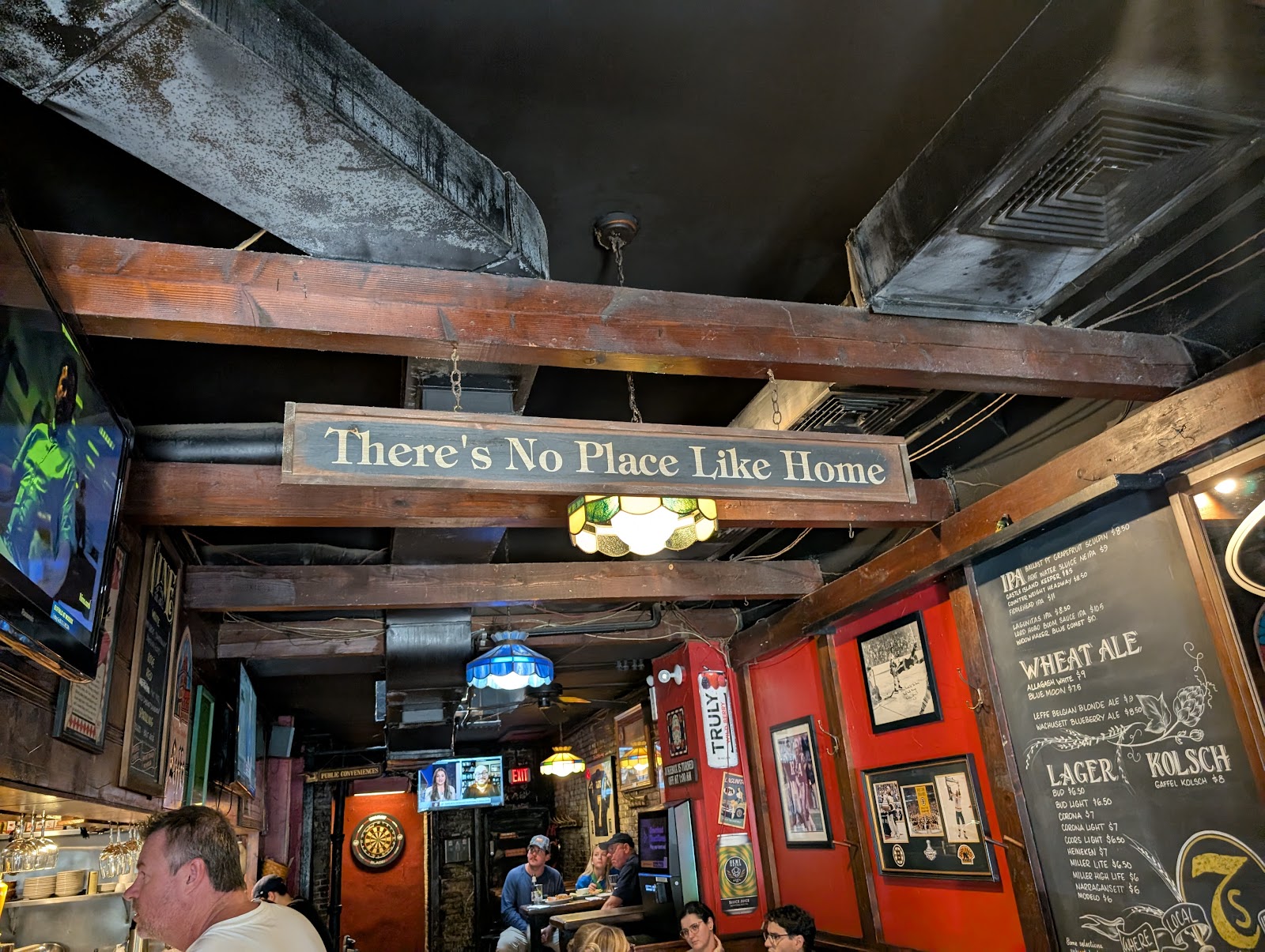 Bell in Hand Tavern