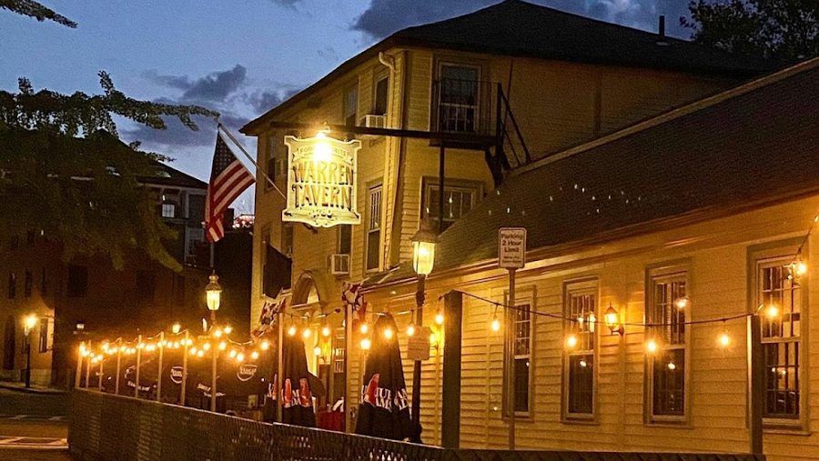 The Warren Tavern Charlestown atmosphere