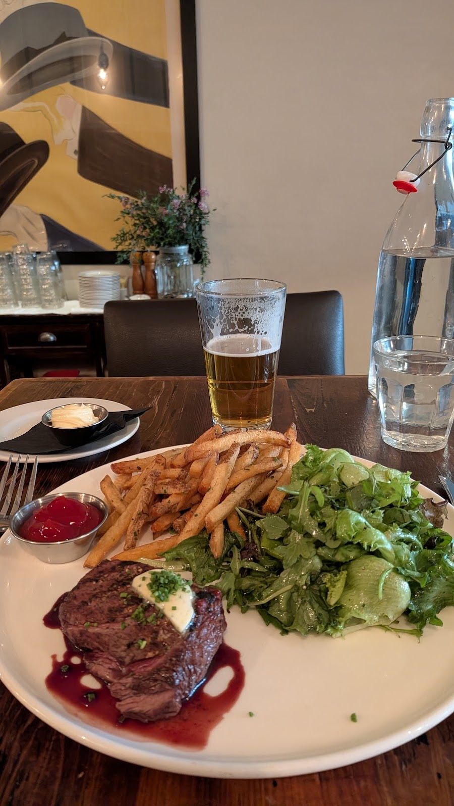 Troquet on South, Boston