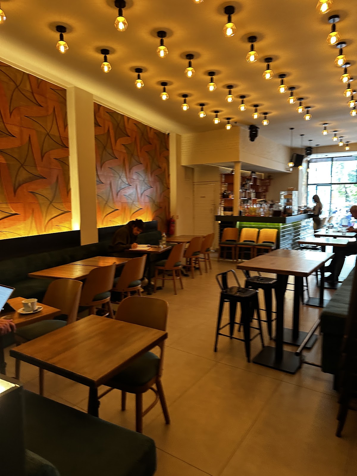 Bar Parallele, Brussels