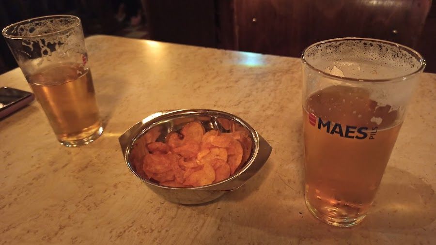 Le Belgica bar service