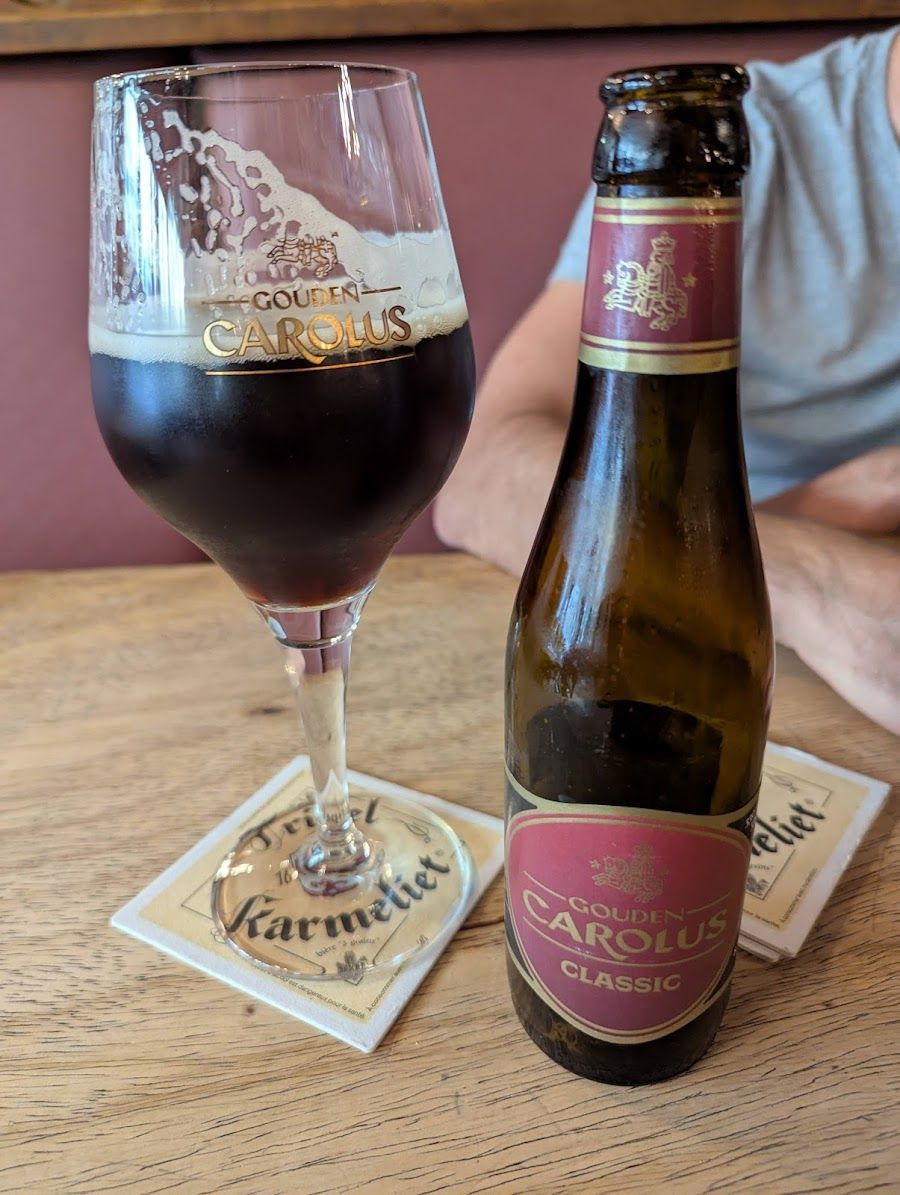 Le Coq, Brussels