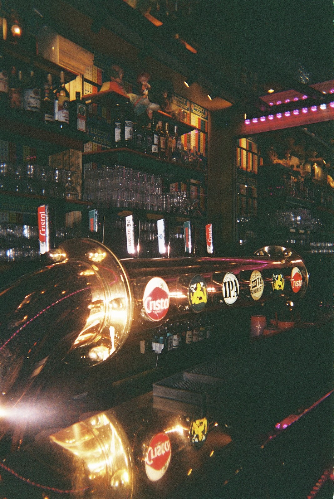Madame Moustache, Brussels