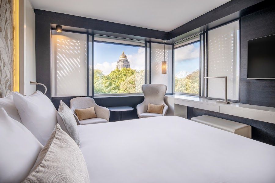 The Hotel Skyfall Rooftop Avenue Louise atmosphere