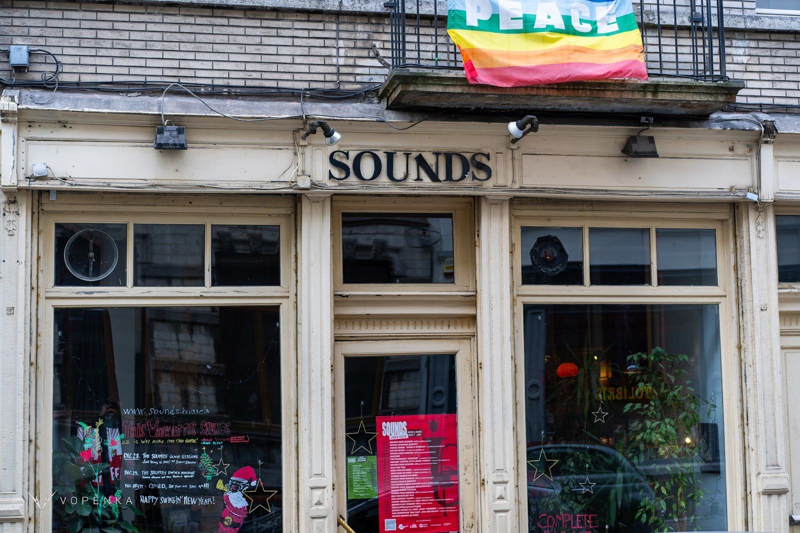 Sounds Jazz Club Brussels bar interior