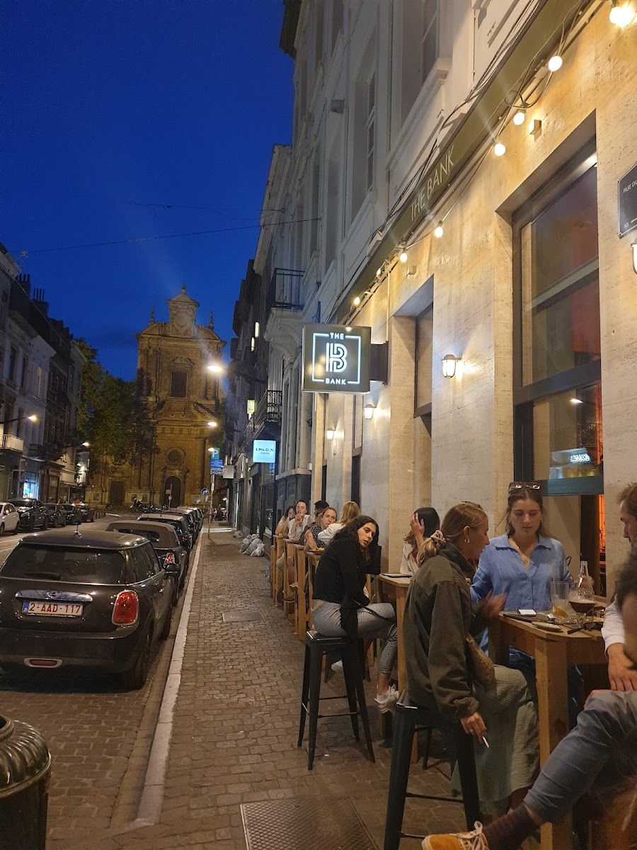 The Bank bar service