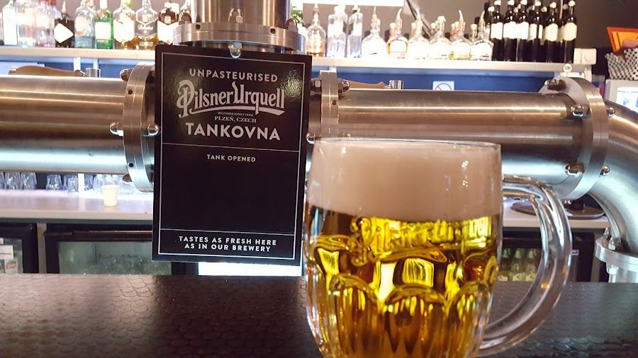 Anker Club bar service