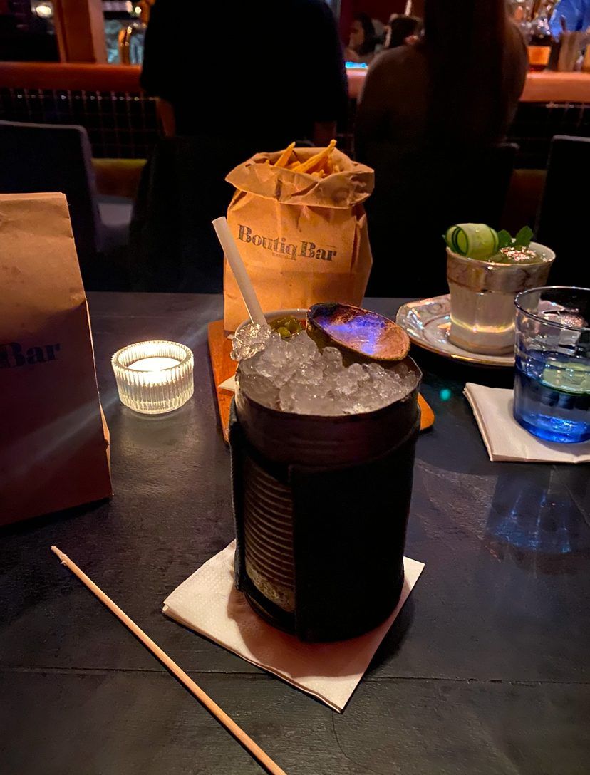 Boutiq' Bar bar service