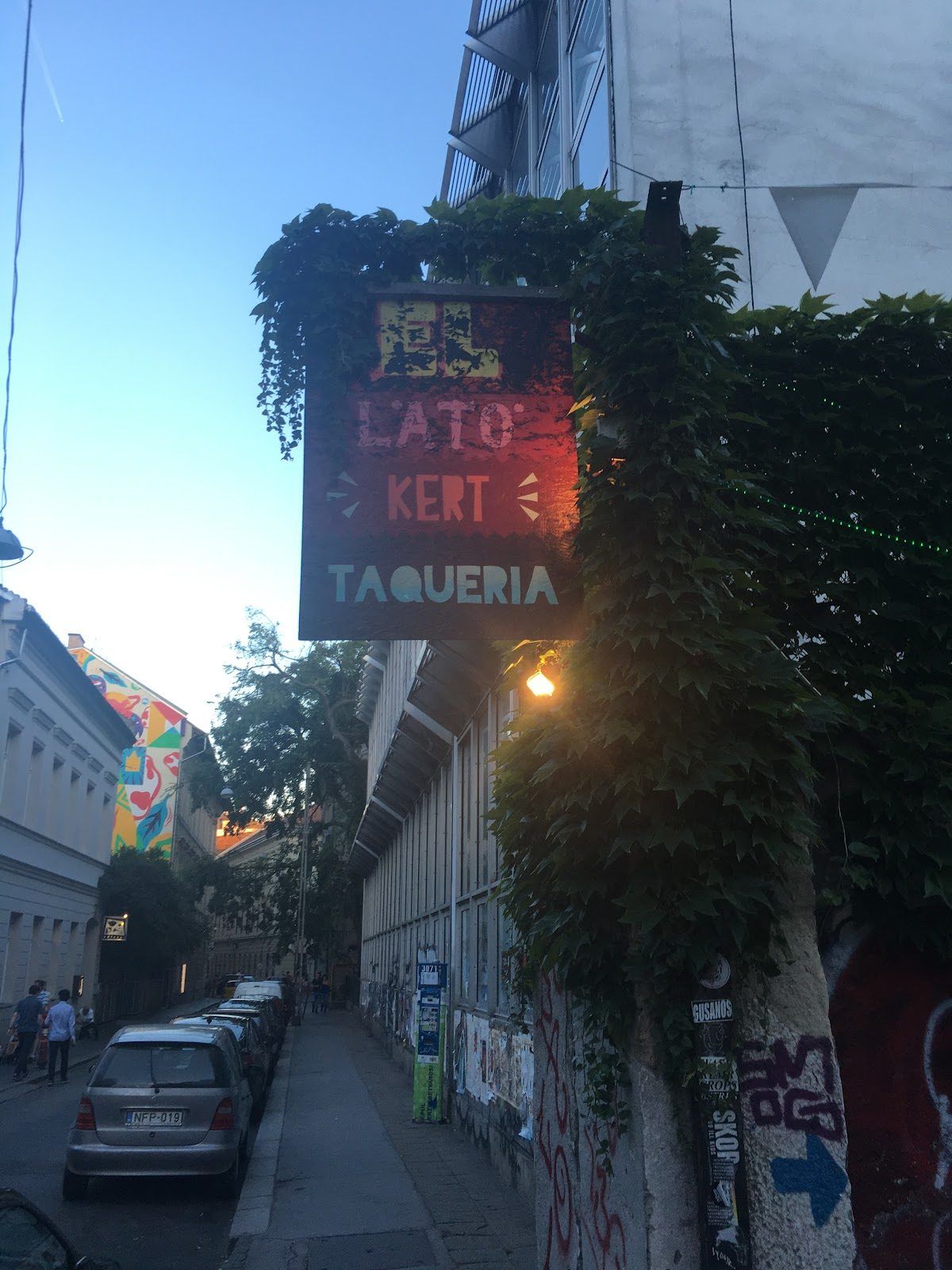 Ellato Kert in Budapest