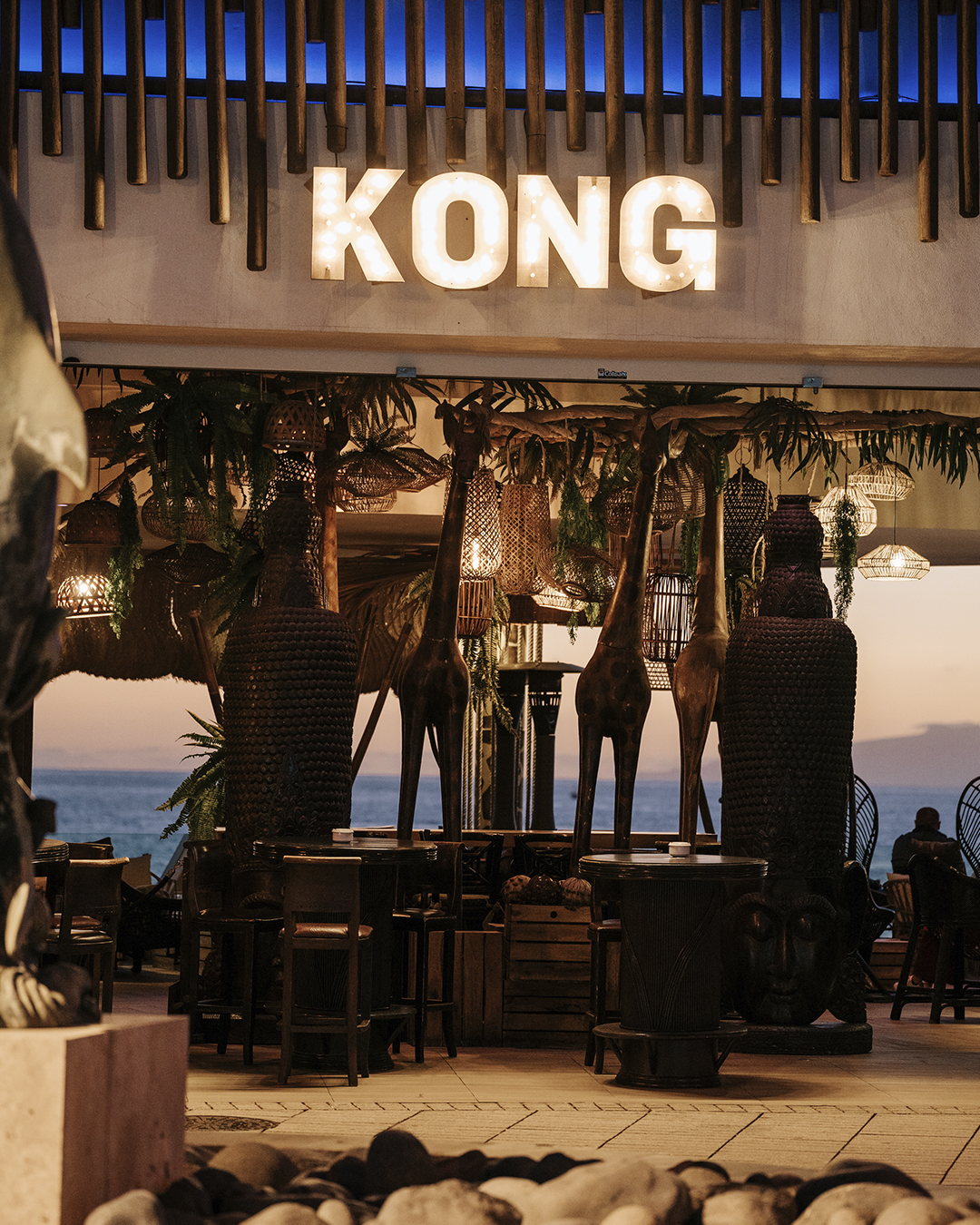 Kong Bar Budapest bar interior
