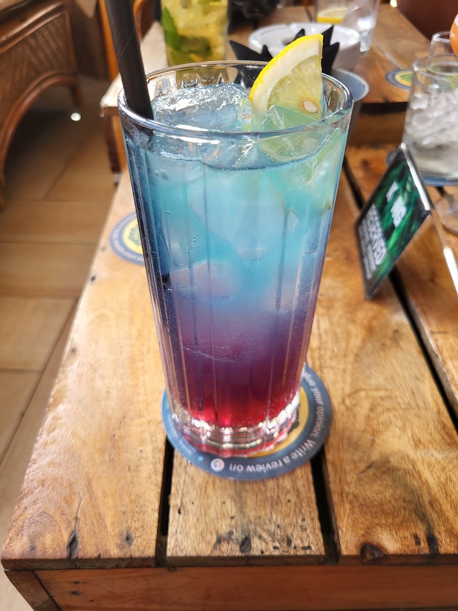 Kong Bar, Budapest