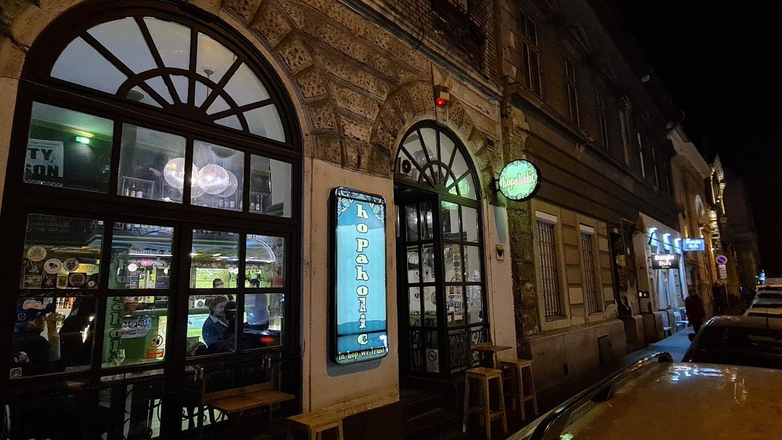Kraft Beer Bar Budapest bar interior