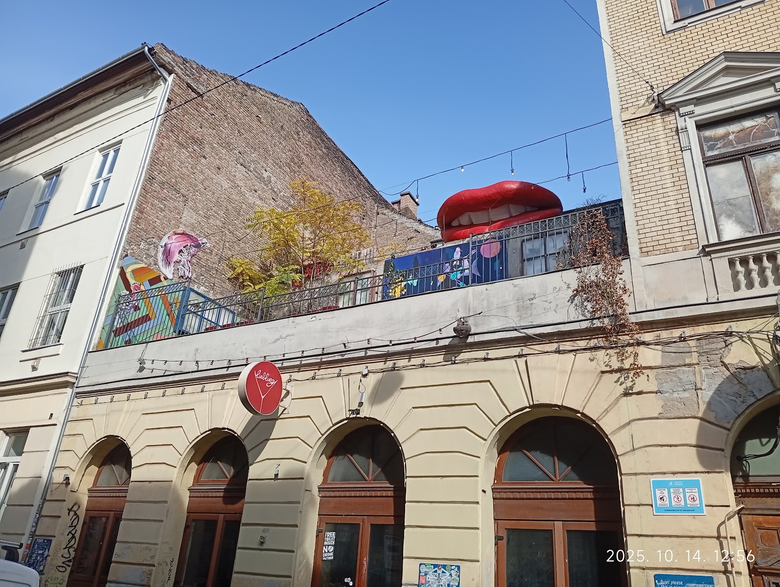 Liebling, Budapest