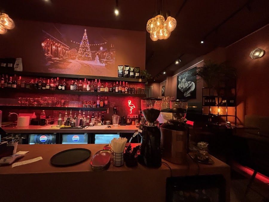 Mojito Cafe Buda District XIII atmosphere