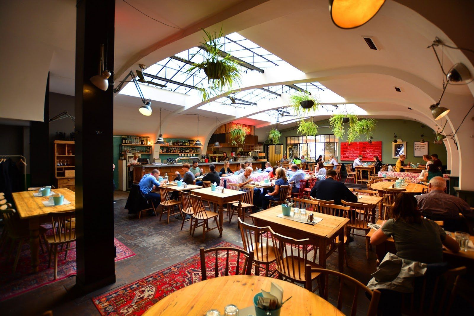 Most Bistro Budapest bar interior