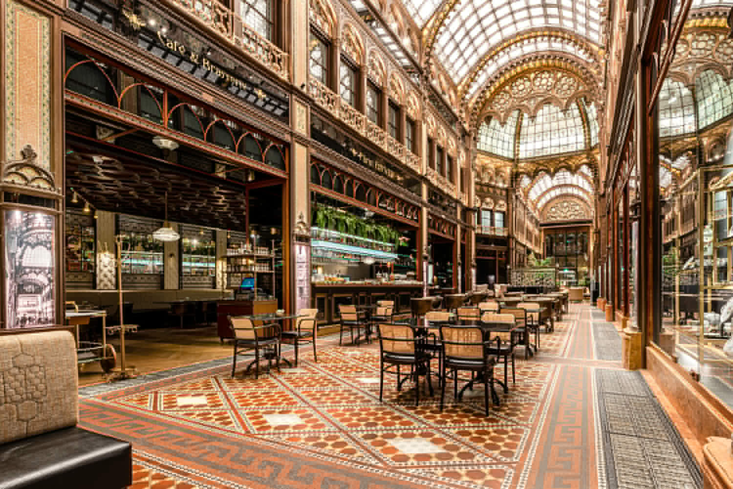 Párisi Passage, Budapest