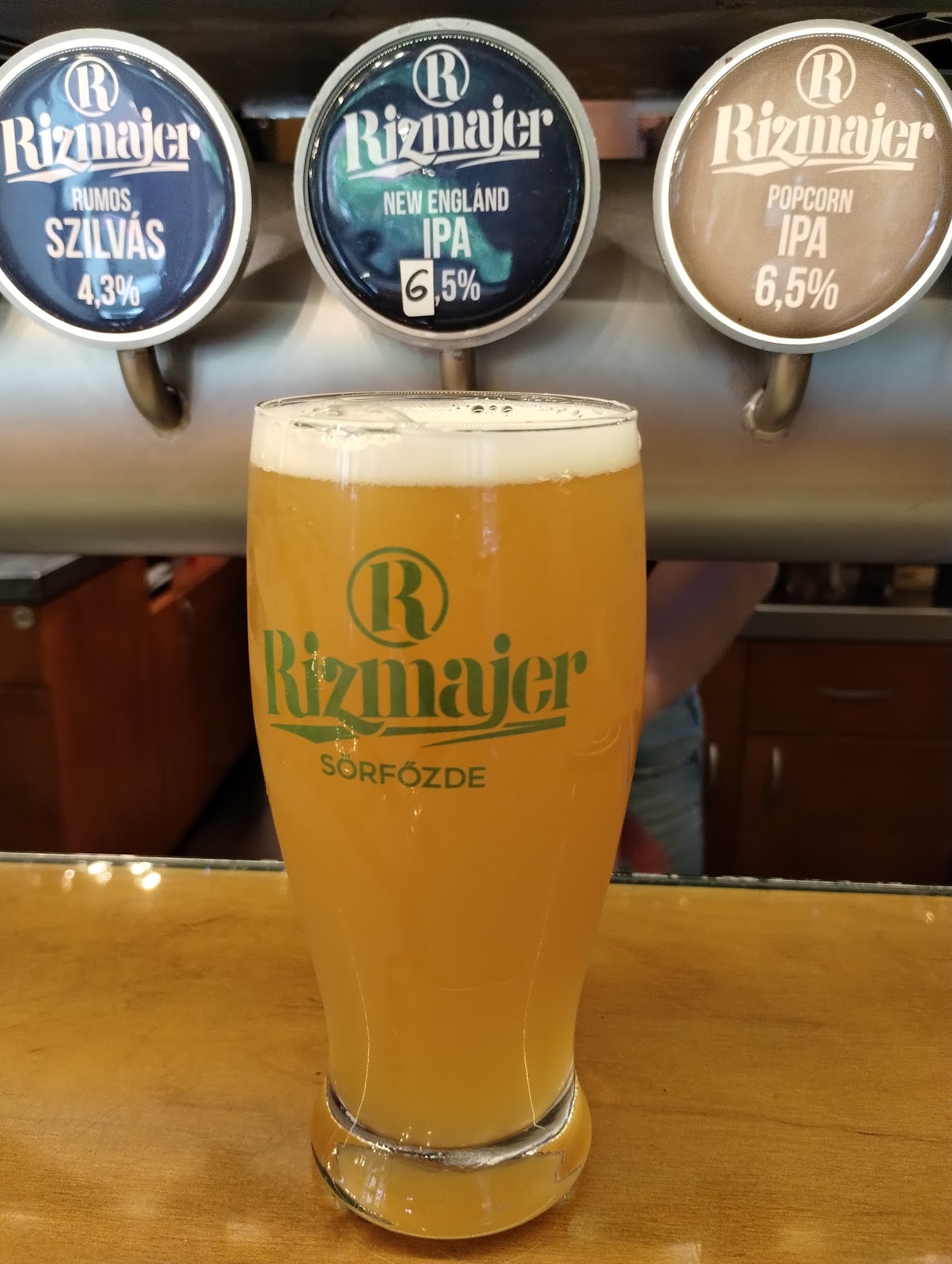 Rizmajer Sörház, Budapest